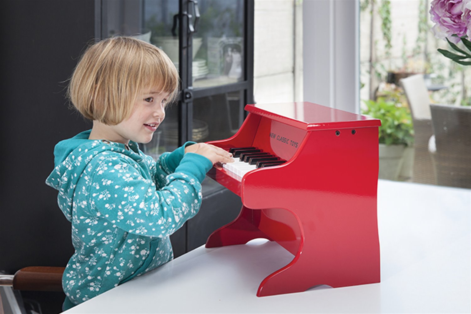 New classic toys e piano online